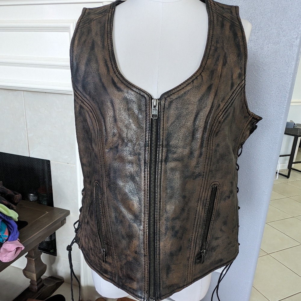 Women's Milwaukee leather vest